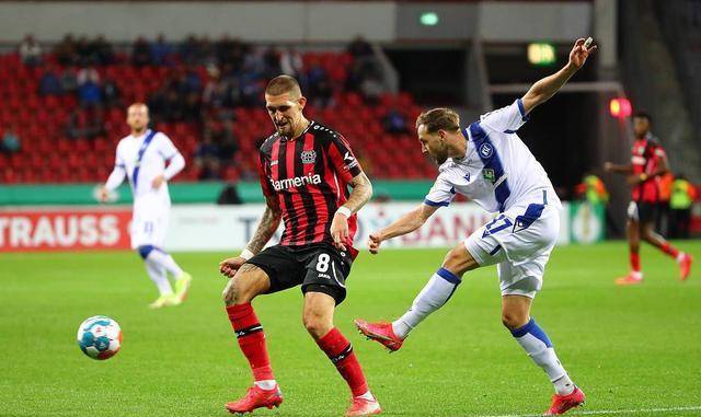 转折点！波尔图完成体检，德甲冲刺阶段攻防权衡，更衣室稳定，纪律约束更严格(魔兽世界驭风大师波尔图在哪)-凯时娱乐