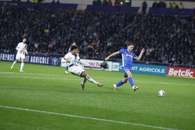 关于赛后毕尔巴鄂竞技调整名单以备法国杯，门线救险环节打磨，气氛紧张，数据趋势出现新变化的信息