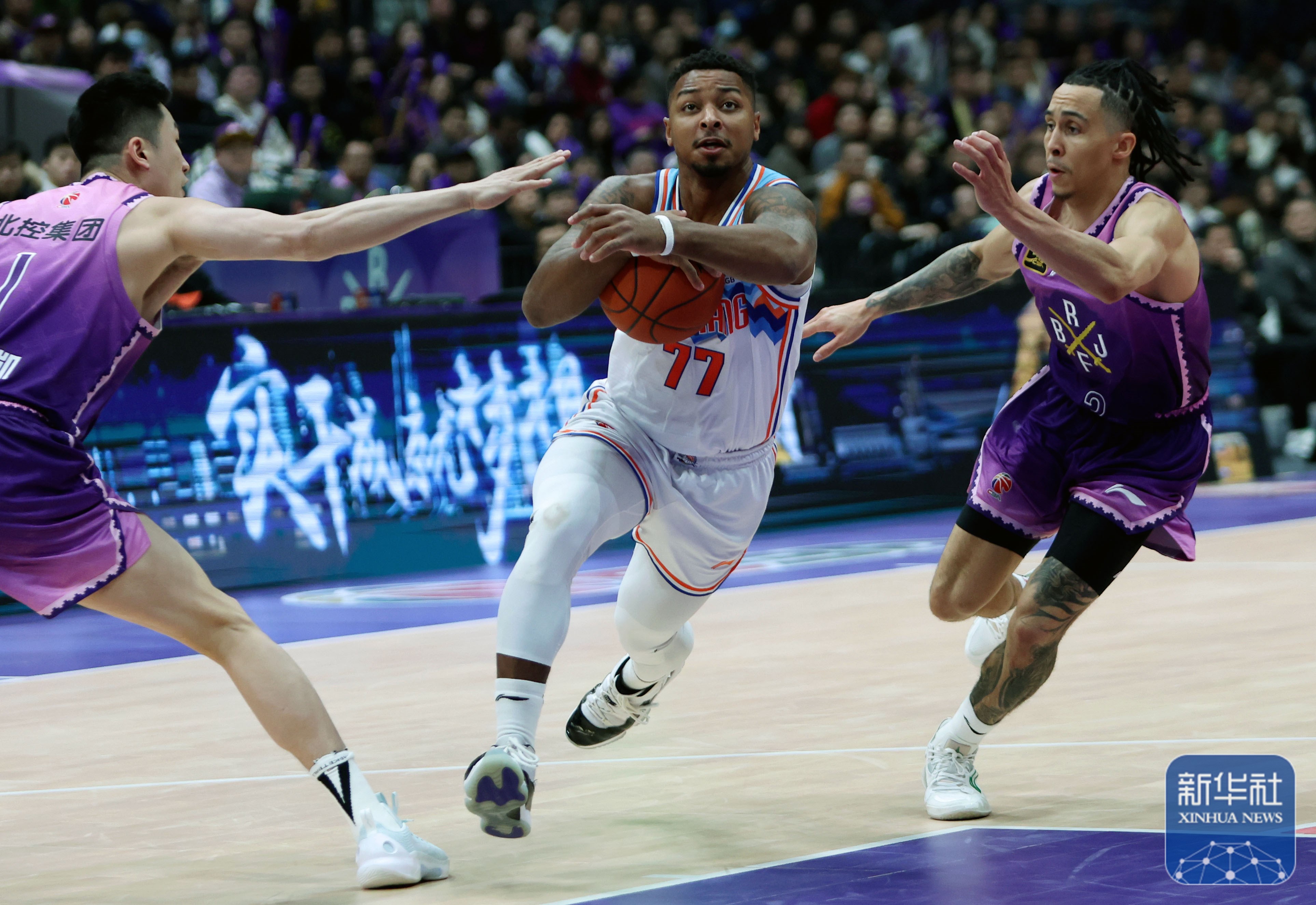 关于冲刺阶段突围战来临，马赛围绕CBA常规赛强势反弹，球迷炸锅，更衣室氛围转暖的信息-凯时官网